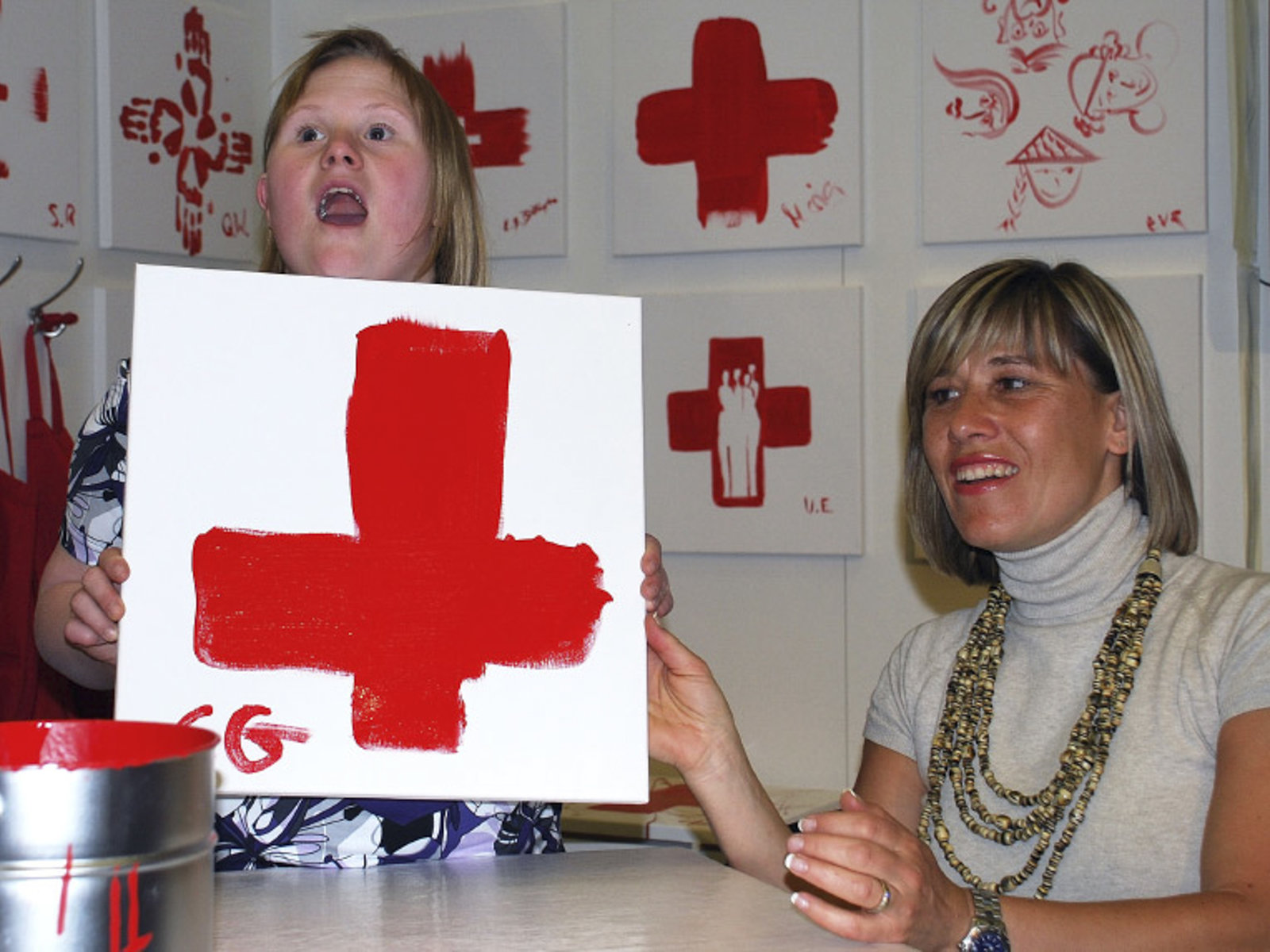 Gesamtkommunikation Henry Dunant 2010