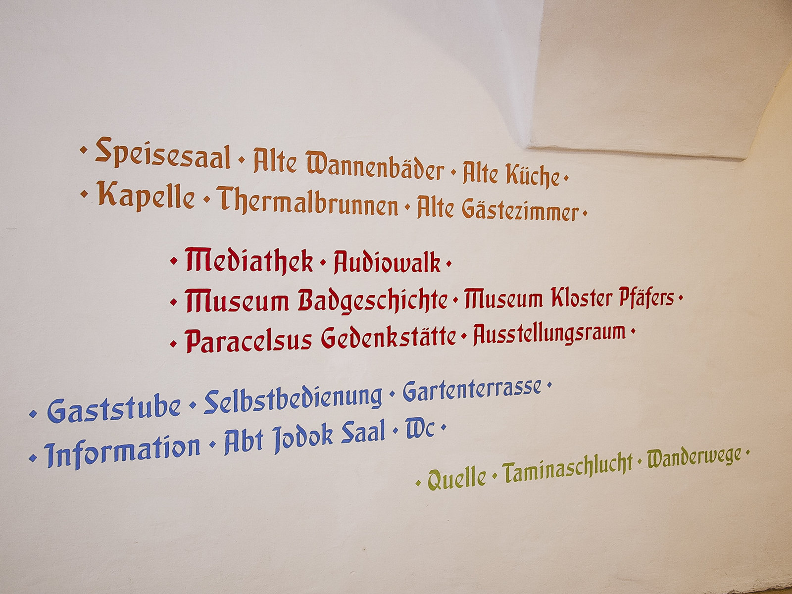 Umbau und Signaletik Altes Bad Pfäfers