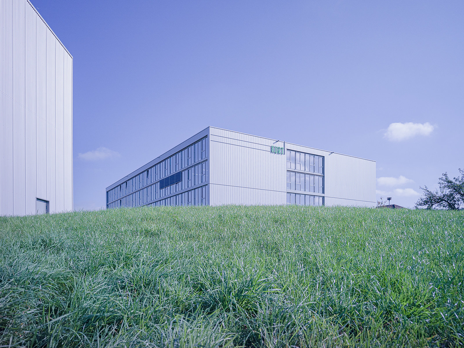 Signaletik Kurt Geschäftshaus